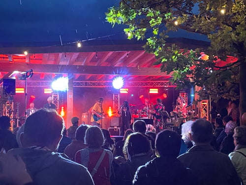 Tontechnik Stuttgart, Lichttechnik Stuttgart, FOH Support Stuttgart, Bandsupport Stuttgart, Bühnentechnik Stuttgart, Eventtechnik Stuttgart