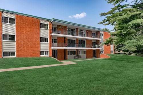 Apartment homes at North Pointe Apartments, Clifton Park, NY, 12065
