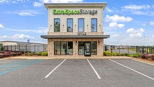 Extra Space Storage