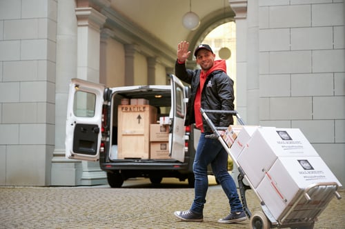 Mail Boxes Etc., Versand, B2B, Versanddienstleister, Versandmakler, MBE, Versandservice, Warehousing, Fulfillment, Logistik, Logistikdienstleister
