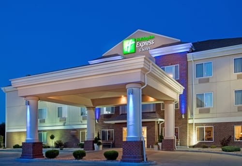 Dickinson North Dakota Hotel - Holiday Inn Express & Suites