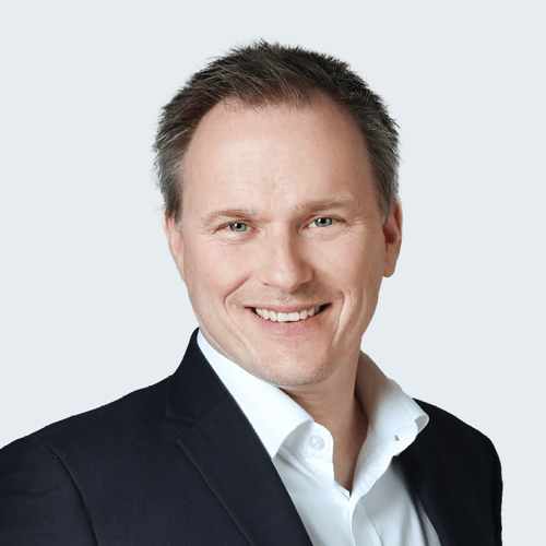 Headshot of Adam Bissell