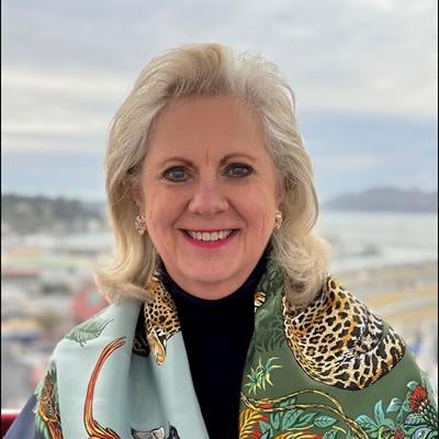 Laura Pilz Headshot Image