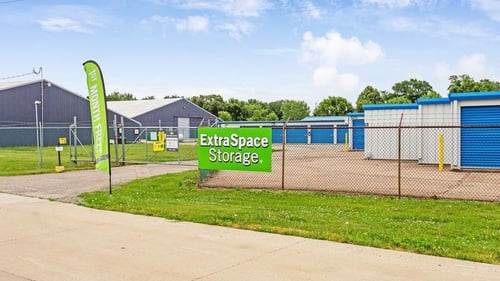 Extra Space Storage