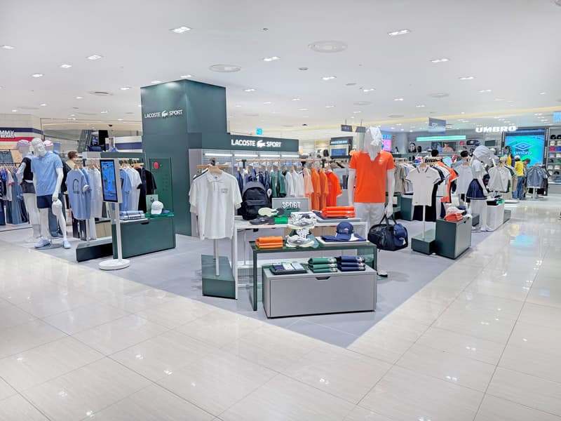 Close Up - Store