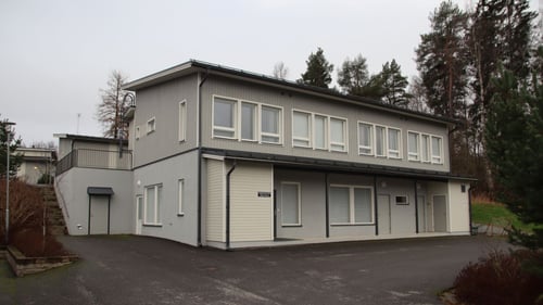 Kissanmaan koulun Varsapuiston koulutalo.