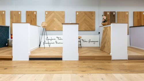 bembe parkett ausstellung in bonn mit Fischgratparkett