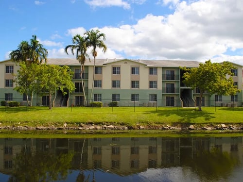 Bay Winds, Miami, FL