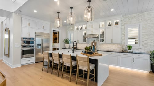 Well-designed kitchens feature a large central island