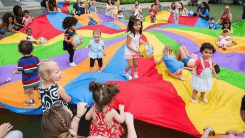 Gymboree Play & Music welcomes families with children classes in Upper West Side.