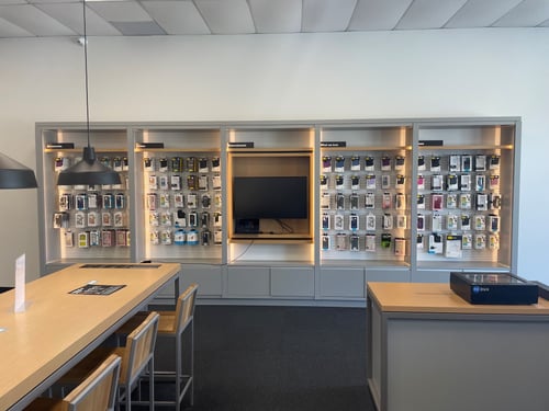 Wireless Zone, Verizon Authorized Retailer, Verizon Wireless, 5G, smartphones, tablets, smart watches, 5G, WiFi, home internet, mobile accessories, upgrades, phone lines, bill analysis, prepaid phones, Samsung, Google, Apple, LG, Motorola, small business, SMB