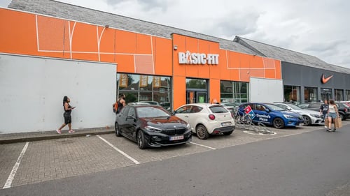Basic-Fit Mons Jemappes Avenue Wilson 24/7 - front club outside