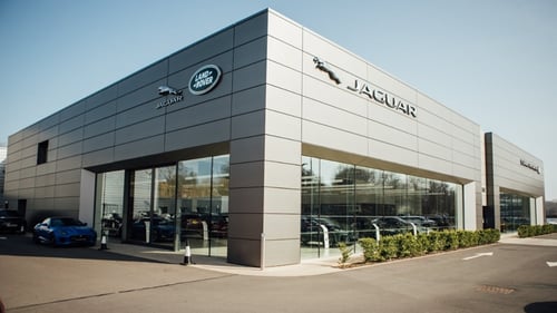 Stratstone Jaguar Tonbridge Exterior Dealership