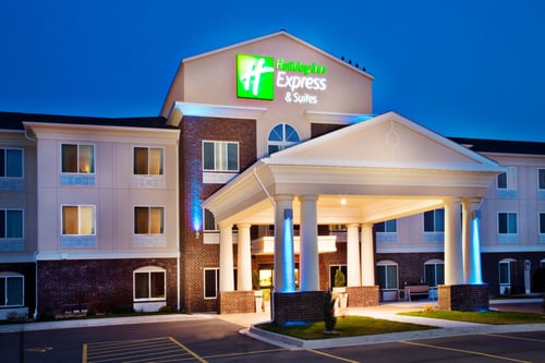 Welcome to the Holiday Inn Express & Suites Dubuque
