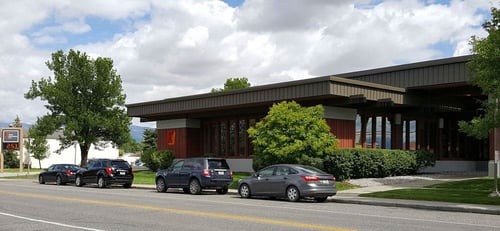 Exterior image of First Interstate Bank in Belgrade, Montana.