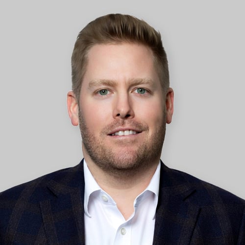 Headshot of Phillip Walling, a wealth advisor at Chase