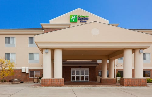 Welcome to the Holiday Inn Express Yankton!