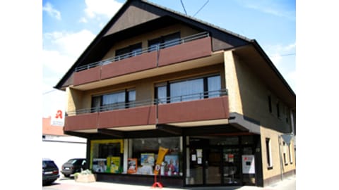 Aussenansicht der Altrhein-Apotheke