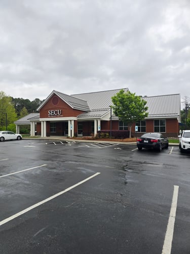 Outside view of the State Employees' Credit Union Durham-Lowes Grove branch