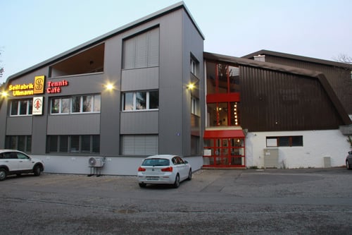 Tennis- Badmintoncenter Ullmann Halle GmbH St.Gallen
