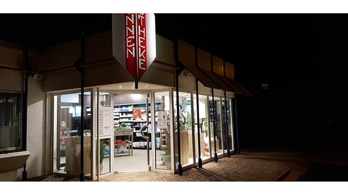 Aussenansicht der Sonnen-Apotheke