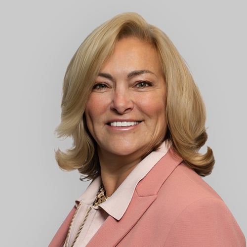 Headshot of Laura R. Rudolph, a wealth advisor at Chase