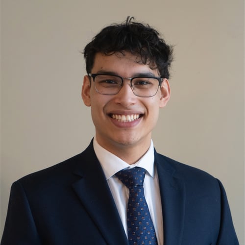 Headshot of Arman Valyani-Perera