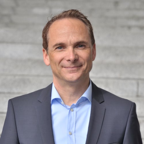 Dr. Frank Pleus