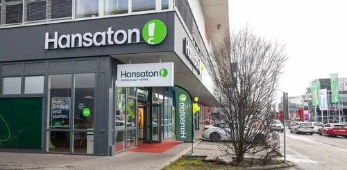 Hansaton Hörkompetenz-Zentrum , Josef-Lindner-Straße 4, Wals Frontansicht