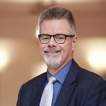 Headshot of Stephen Wiffen