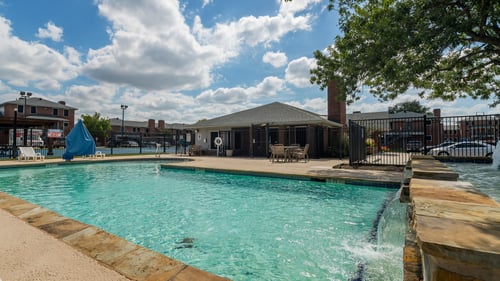 Front Pool View at Williamsburg Apartments, Grand Prairie, Texas