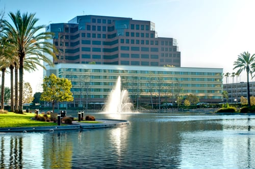 Stay at the Orange County Hotel near John Wayne Airport