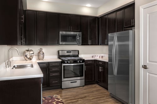 Harvest at Damonte Ranch - Kitchen with Quartz Countertops