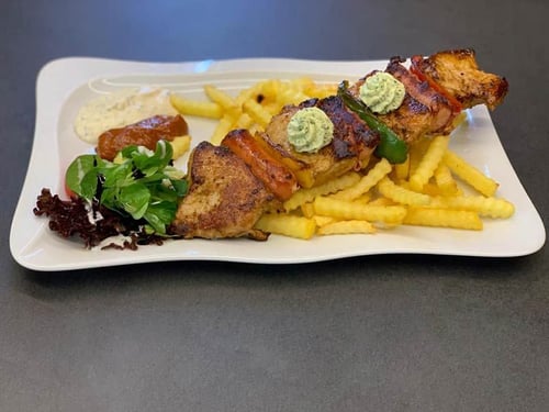 Peter's Grill - Peter Majoros