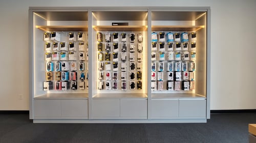 Verizon near me, Verizon Authorized Retailer, Verizon Wireless, smartphones, tablets, smartwatches, WiFi, internet, mobile accessories, upgrades, phone lines, bill analysis, prepaid phones, Samsung, Google, Apple, LG, Motorola, 5G, Fios, cell phones, mobile phones, iPhones, Galaxy