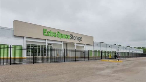 Extra Space Storage
