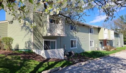 Google Cover Photo for Winding Hills Apartments