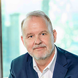 Headshot of Rob Hallimae