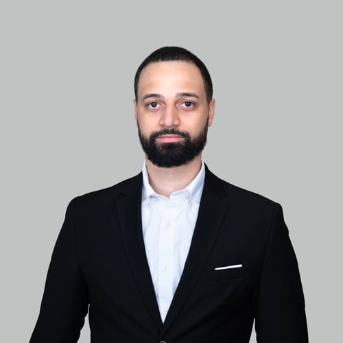 Arlyn Martinez Advisor Headshot image