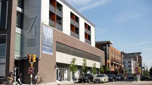 Exterior of apartment building at 747 Apartments, Indianapolis, IN