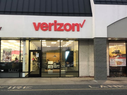 TCC, Verizon Authorized Retailer, Verizon Wireless, smartphones, tablets, smart watches, WiFi, internet, mobile accessories, upgrades, phone lines, bill analysis, prepaid phones. Samsung, Google, Apple, LG, Motorola