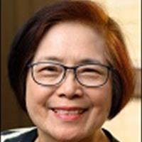 Esther Luk Headshot Image