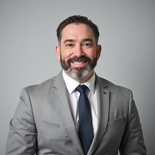 Headshot of Eddie Frank Paul IV, a wealth advisor at Chase