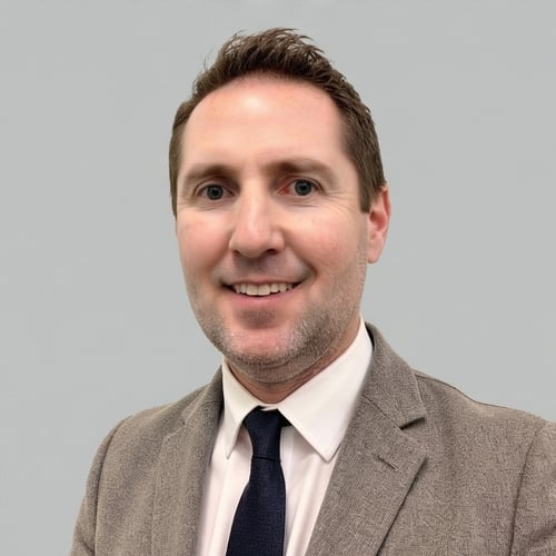 Headshot of John Strelka, a wealth advisor at Chase