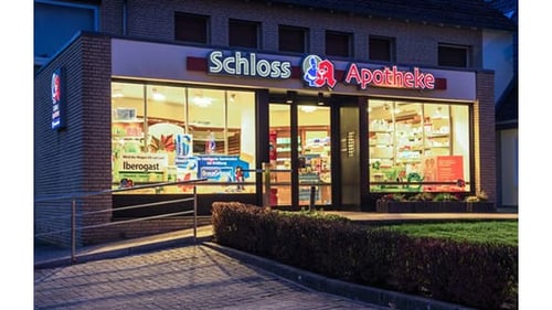 Aussenansicht der Schloss-Apotheke