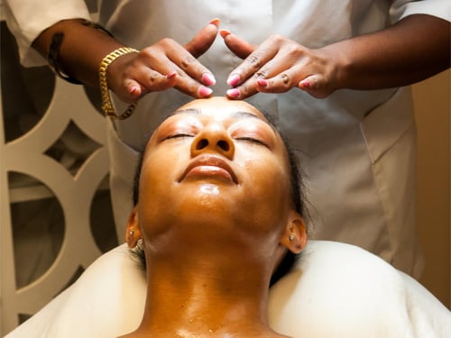 Top Facial Spa For Acne and Aging in Houston, TX - Elevated Esthetics