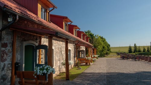Ūdensdzirnavas, Viesu nams