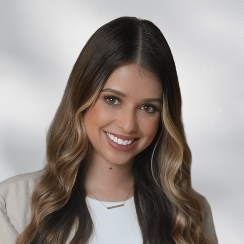 Headshot of Avi Nikulin