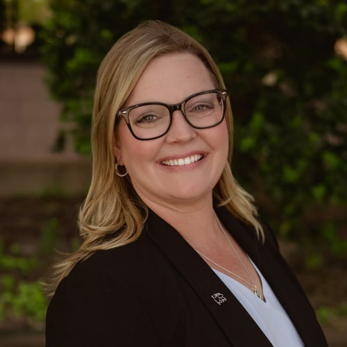 Lindi Bruning Headshot Image