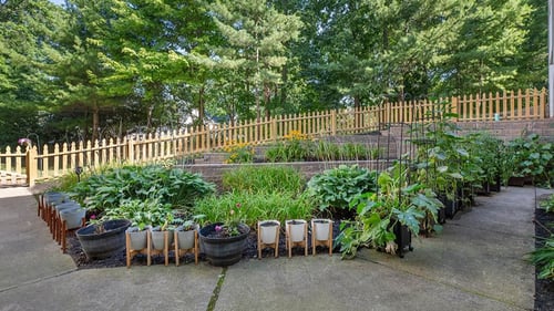 Brookdale Bath Garden